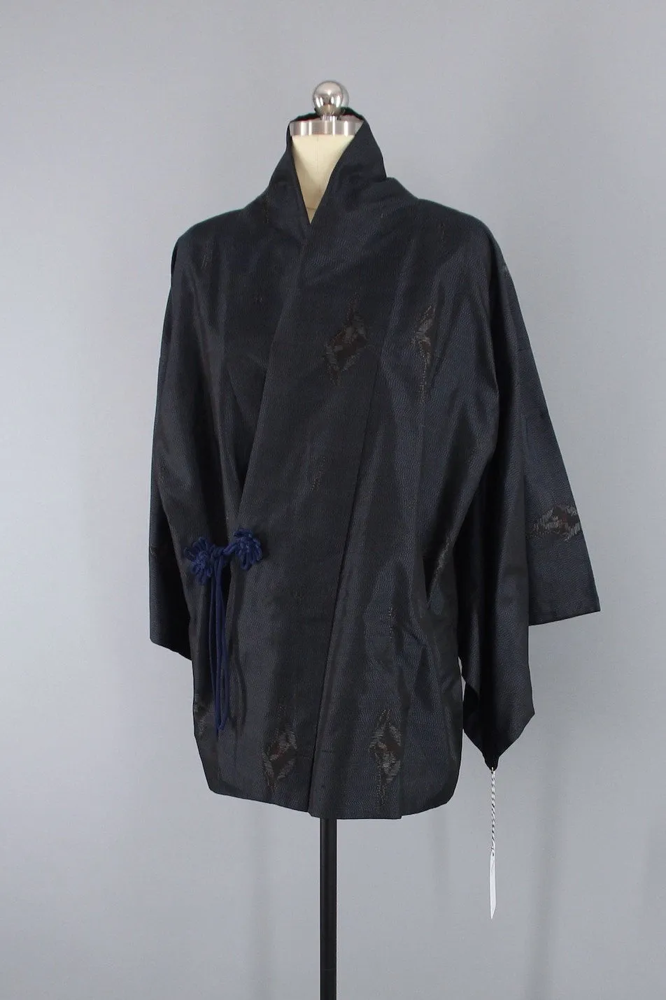 1970s Vintage Kimono Jacket Wrap Coat Douchugi / Blue & Black Print