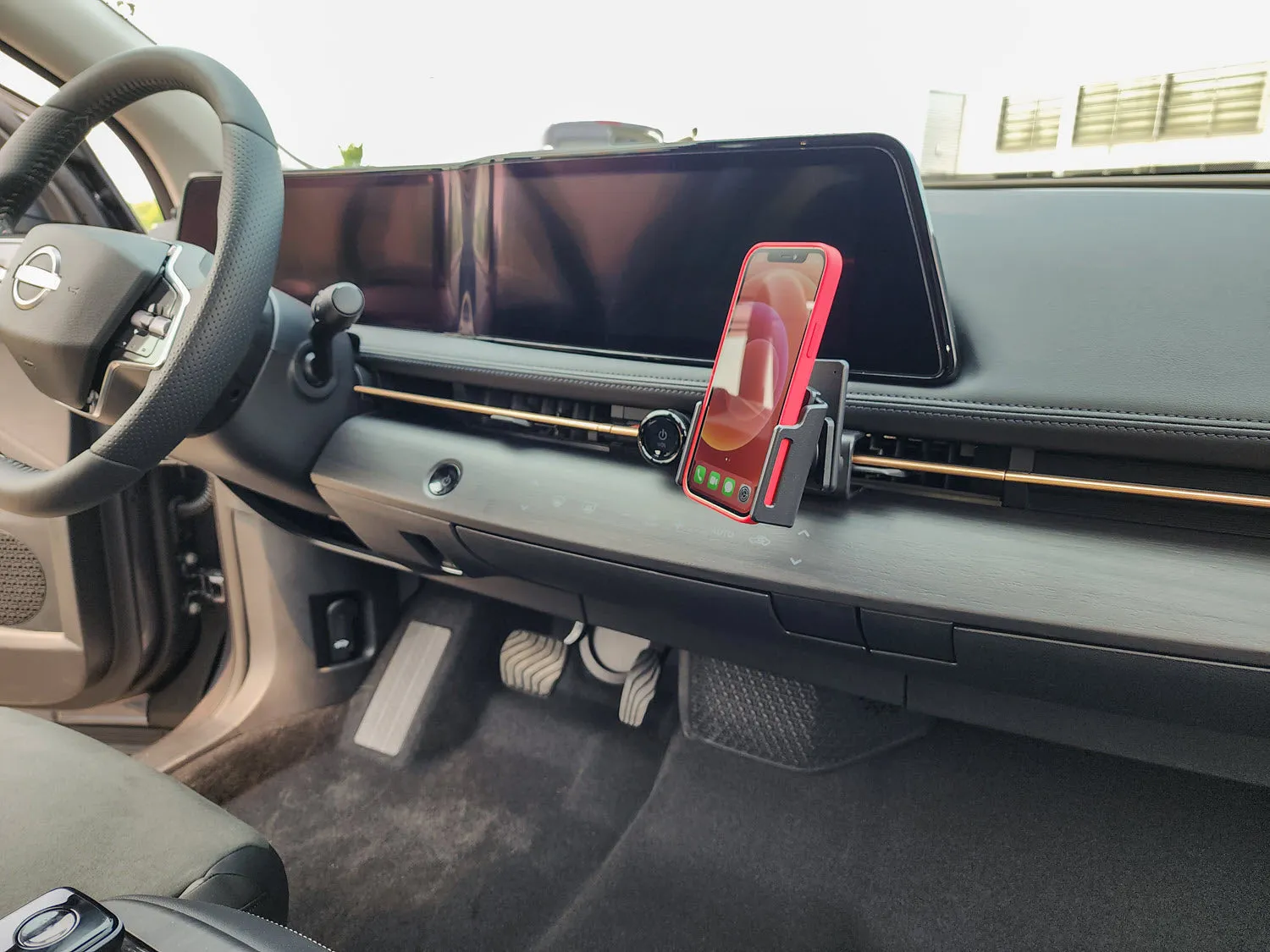 Angled Dash Mount for Nissan ARIYA