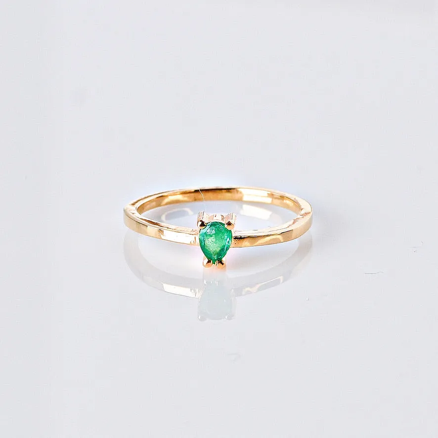 Anillo Esmeralda Camelia Talla 5 1/4