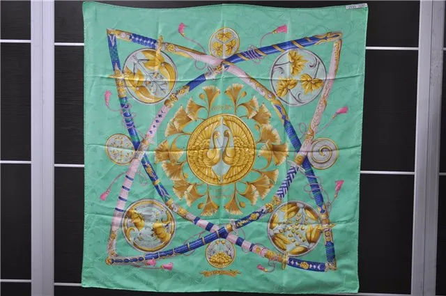 Auth HERMES Carre 90 Scarf "DAIMYO PRINCES DU SOLEIL LEVANT" Silk Green 5022C