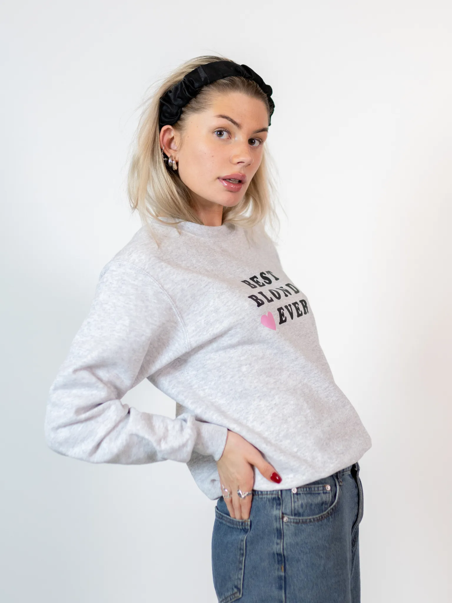 BEST BLONDE SWEATSHIRT - GRÅ