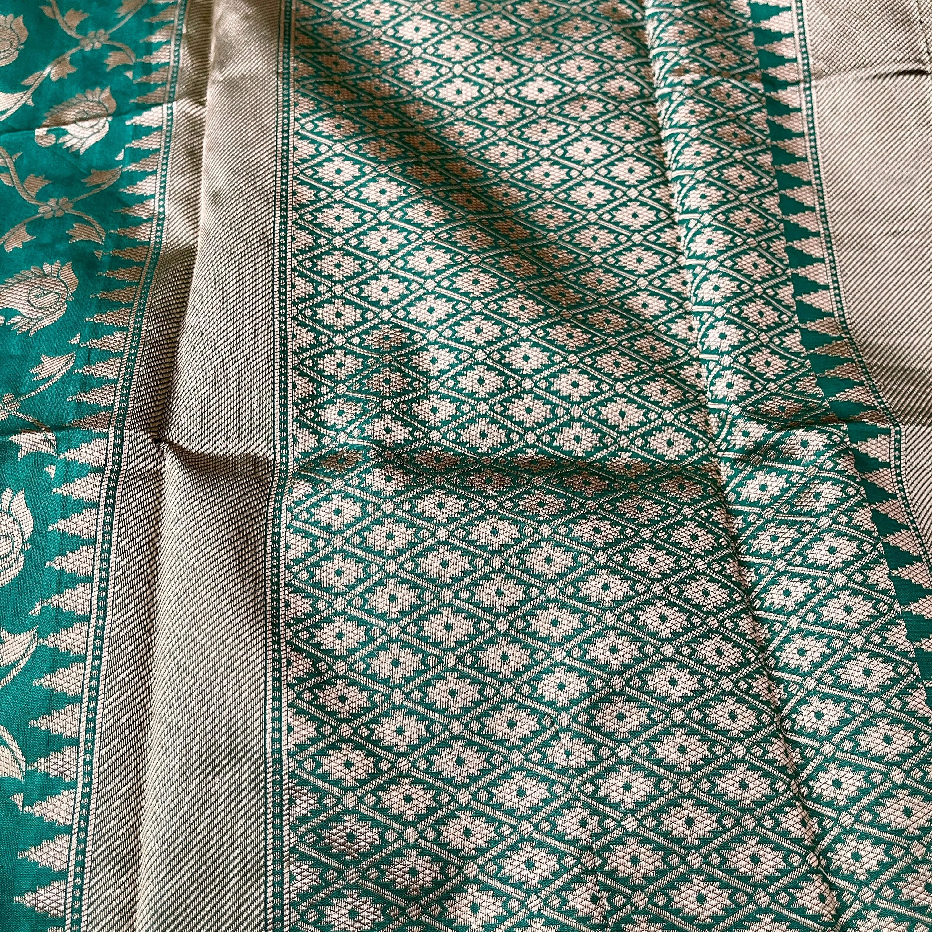 Emerald Green Banarasi Style Dupatta