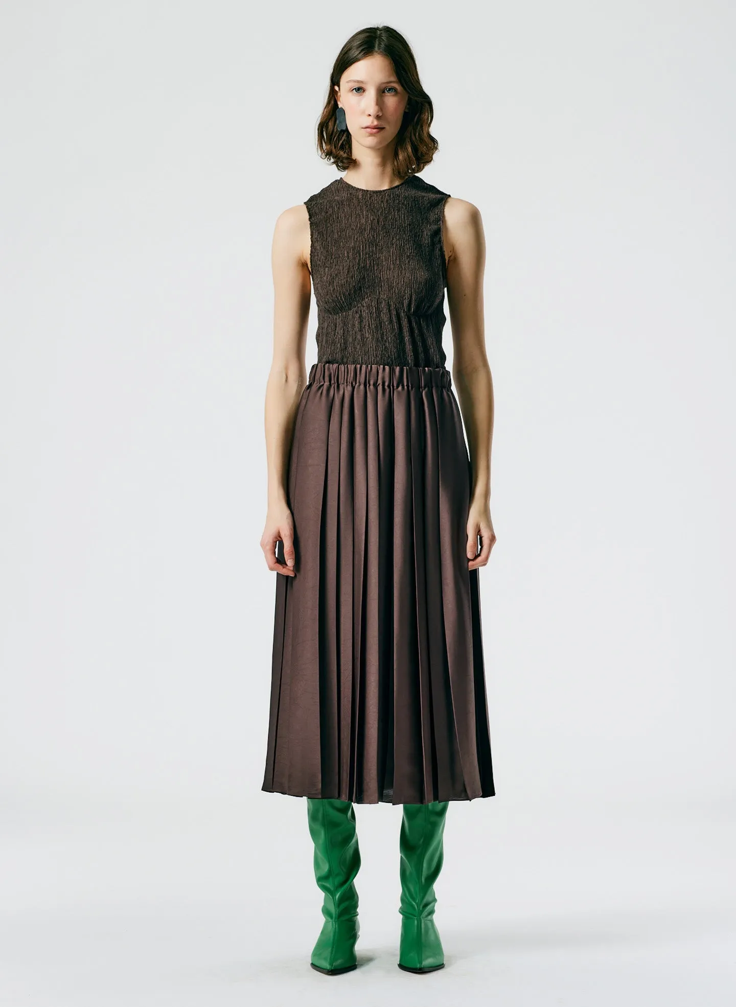 Feather Weight Pleated Pull On Skirt