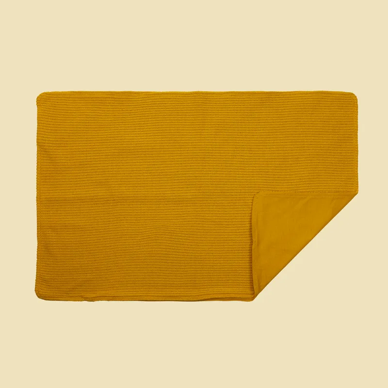 Hoes | 60x90 Knitted Ocher Yellow