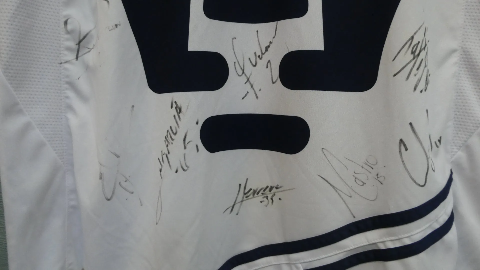 Mexico City Pumas Autographed Jersey