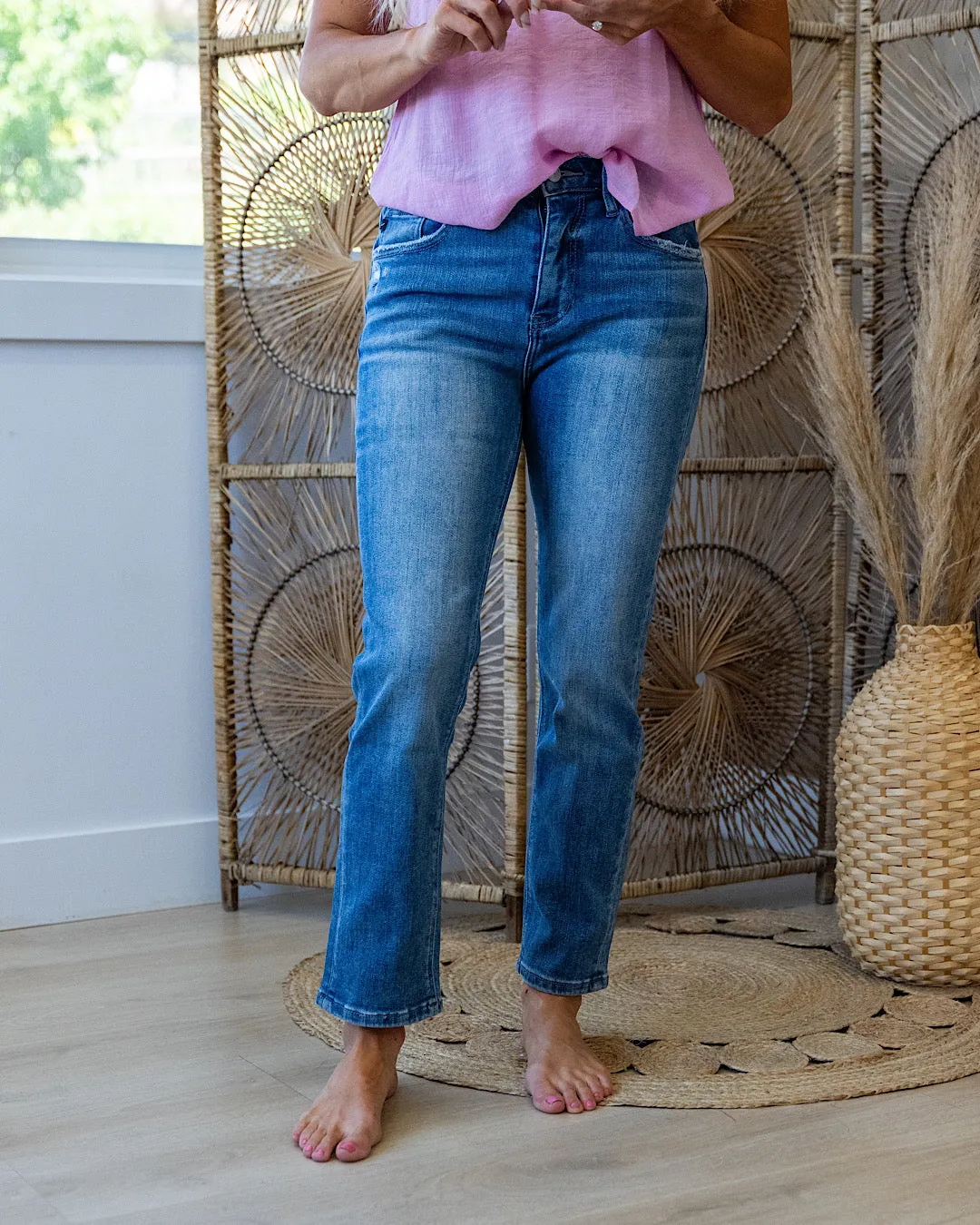 NEW! KanCan Best Day Non Distressed Straight Jeans