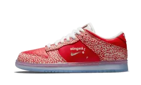 Nike SB Dunk Low Stingwater Magic Mushroom