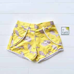 Pompom Shorts in Yellow Fox