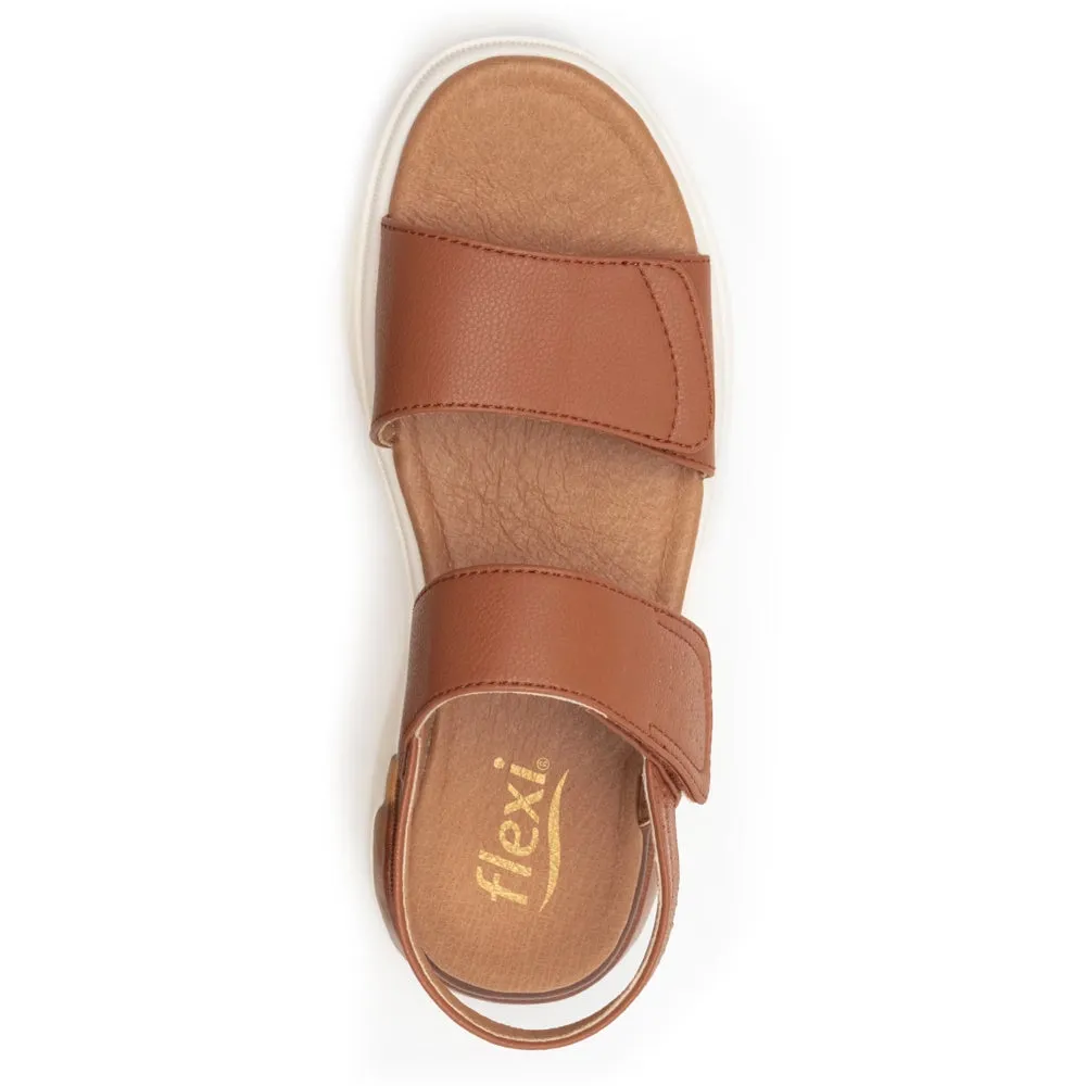 Sandalias de Piso con Velcro para Mujer Flexi 129401 Fraga